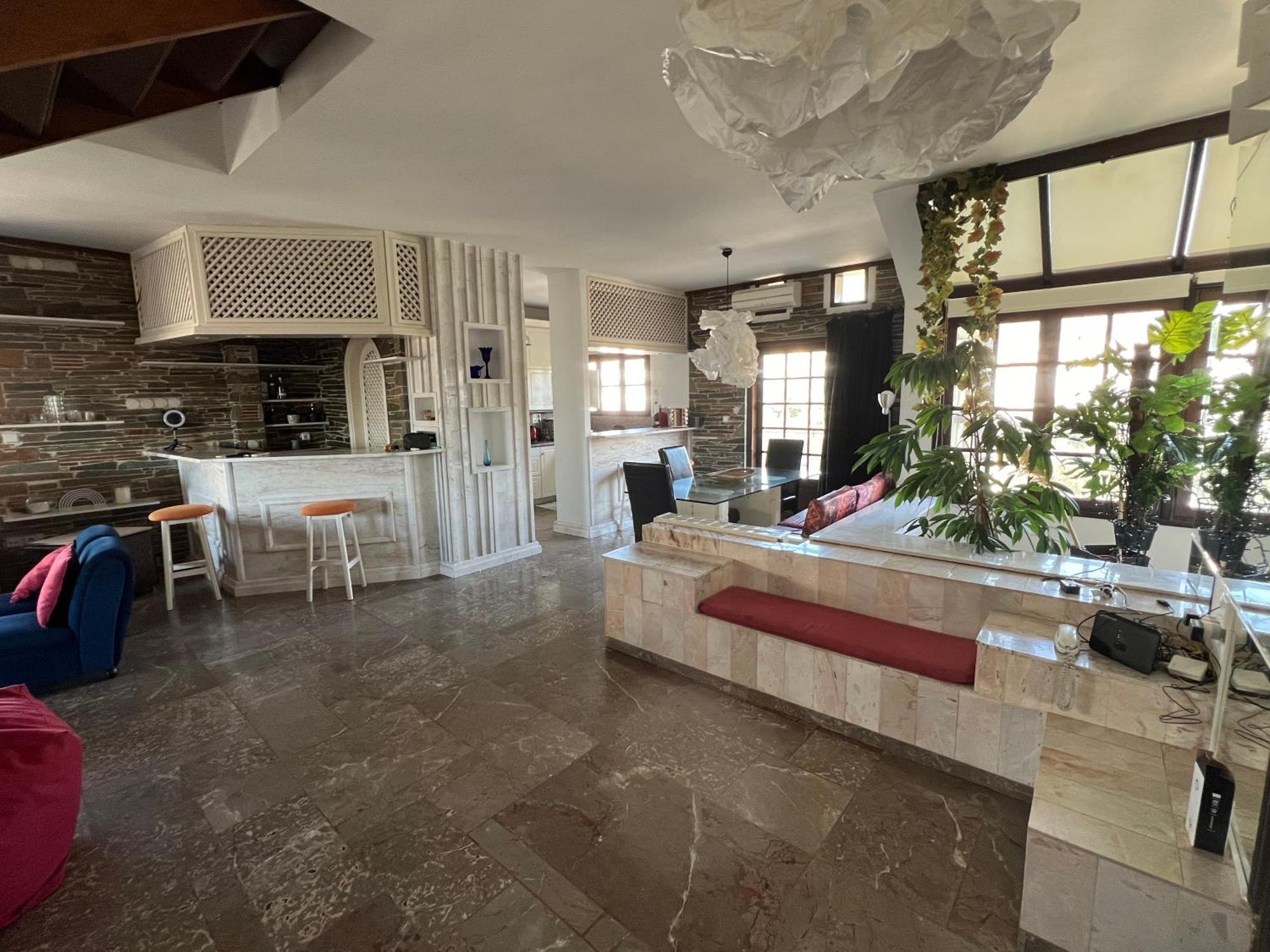 Livas Voula Garden Tatil Evi Atina